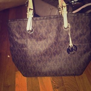 Michael Kors Tote
